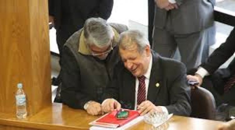 Frente Guasu piensa seriamente en Calé para Presidente de la Mesa Directiva del Senado