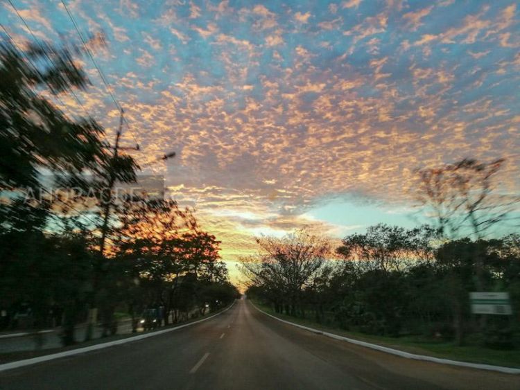 Continúan los amaneceres frescos y tardes cálidas