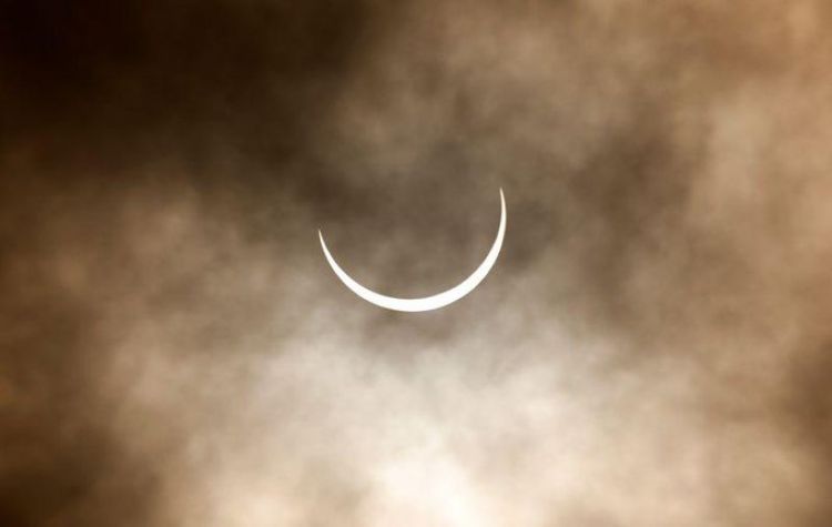 Un excepcional eclipse solar de "anillo de fuego" en el día más largo del año