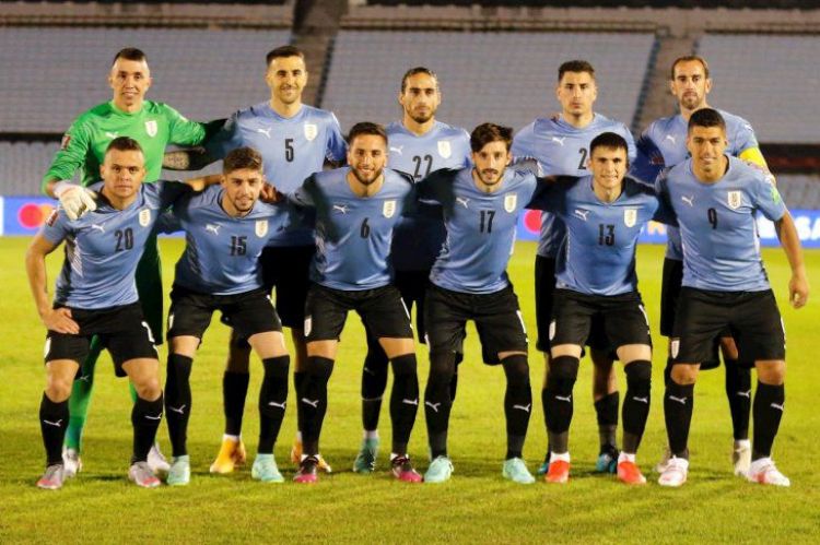 Uruguay, sin Bentancur, partió hacia Venezuela