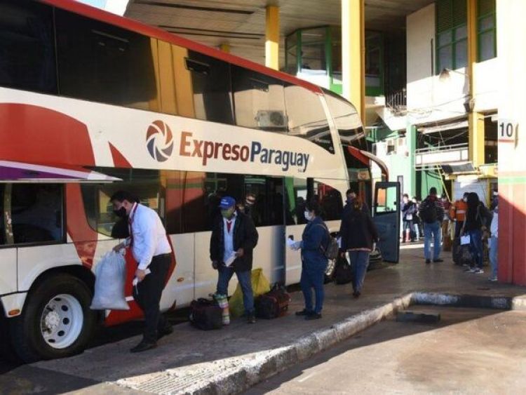 Transportistas irán a paro ante aumento en el precio de peajes