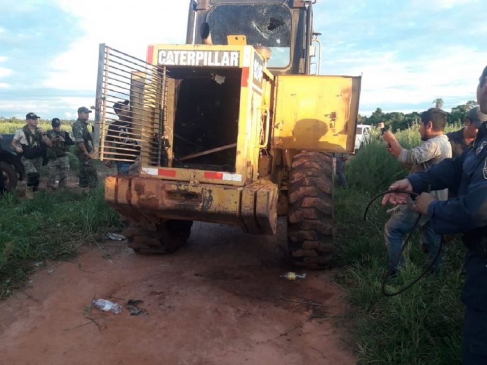 Sintierras y policías se enfrentan en zona de ocupación en Yasy Cañy