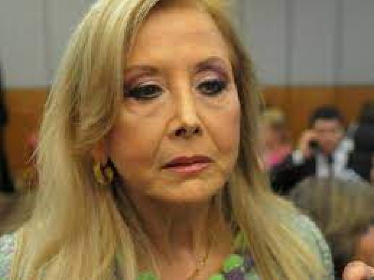 Mirta Gusinky renunció a su banca en el Senado