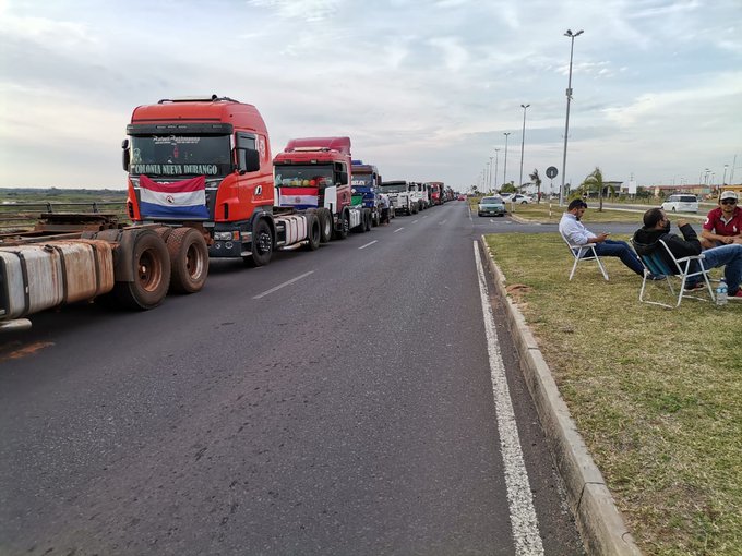 Baja del Combustible: Camioneros y conductores de plataformas retoman conversaciones con el Gobierno