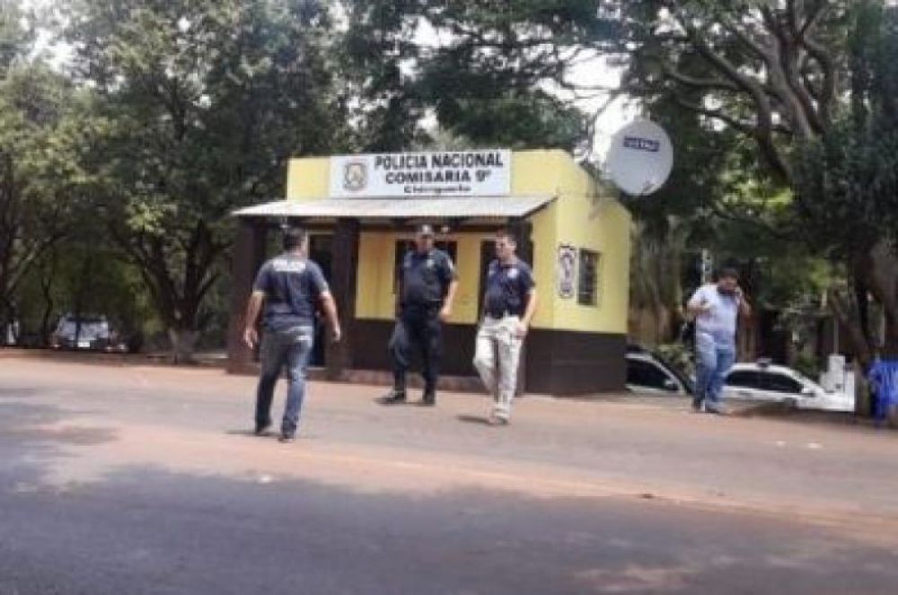Conductor pierde la vida al chocar contra un árbol
