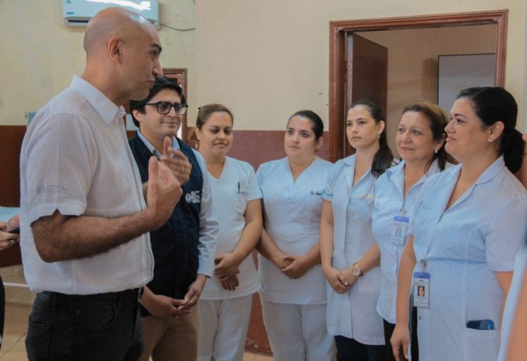 Gremio de enfermeros pide más contratación ante saturación del sistema y cansancio