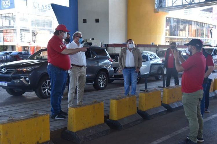 Intendentes se oponen a cargar con responsabilidad de elaborar lista para subsidio de la SEN
