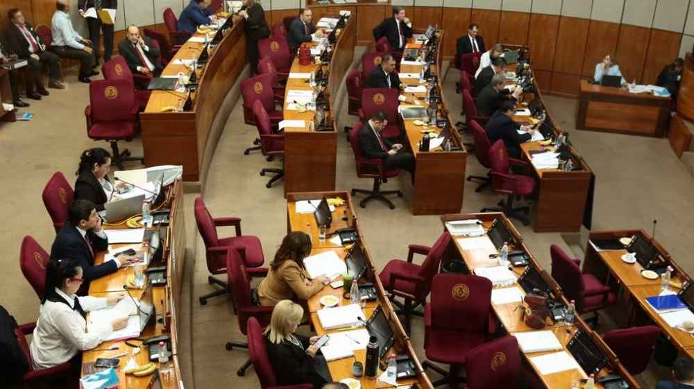 Senado cambia su sesión ordinaria a los días miércoles a las 13:00