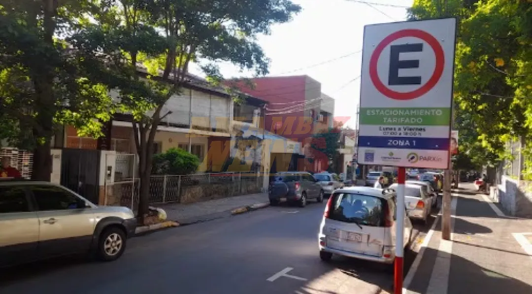 Municipalidad y Parxin: un año sin acuerdo sobre el estacionamiento tarifado