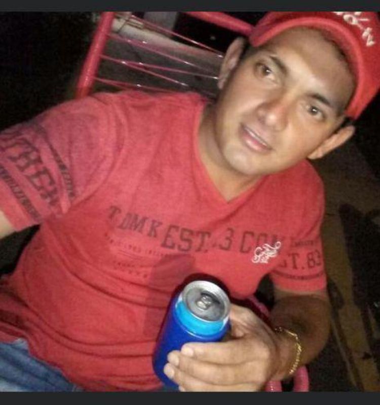 Policía busca a sospechoso de feminicidio en Capitán Bado