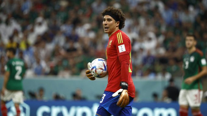 Guillermo Ochoa jugará en Italia tras el Mundial de Qatar