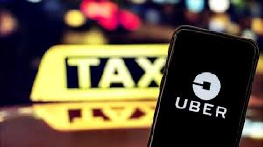 Dinatran recomienda que Uber y MUV pinten sus vehículos para identificarlos