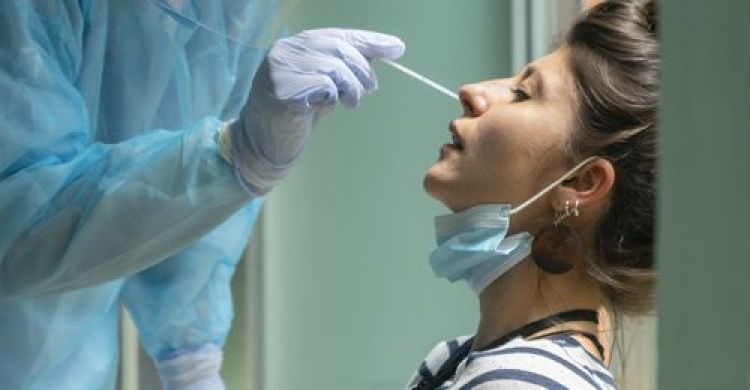 Salud informa sobre 369 nuevos contagios de coronavirus y 17 fallecidos