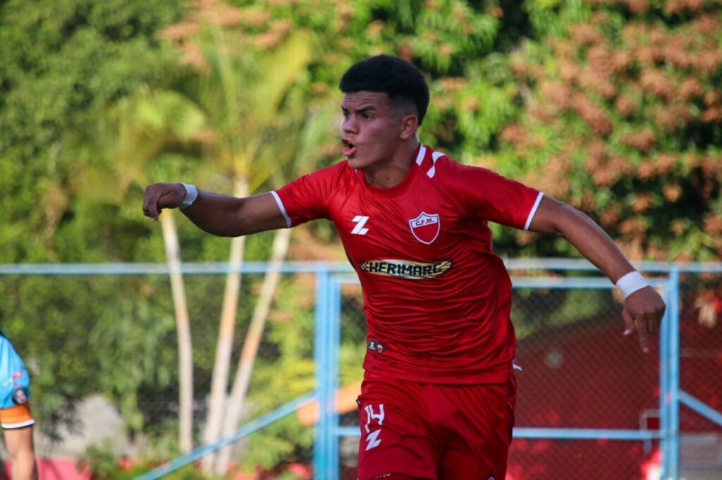 Fernando y Recoleta meten presión a los líderes de la Intermedia