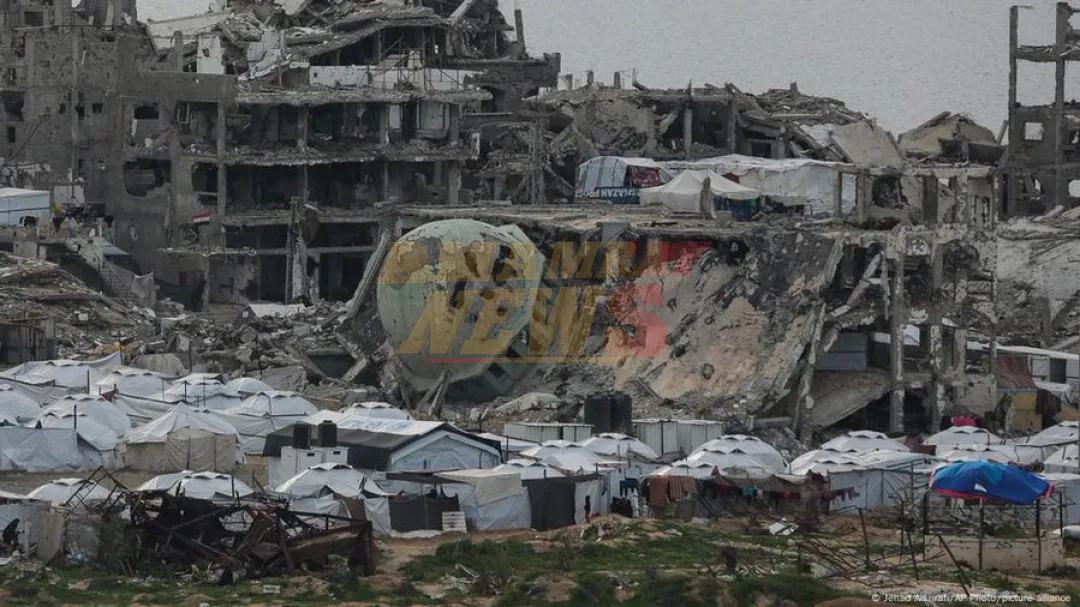 Israel bombardea Gaza mientras se negocia extender la tregua