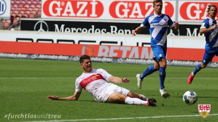 Mario Gómez marca el gol de ascenso y cumple el retiro soñado en Stuttgart