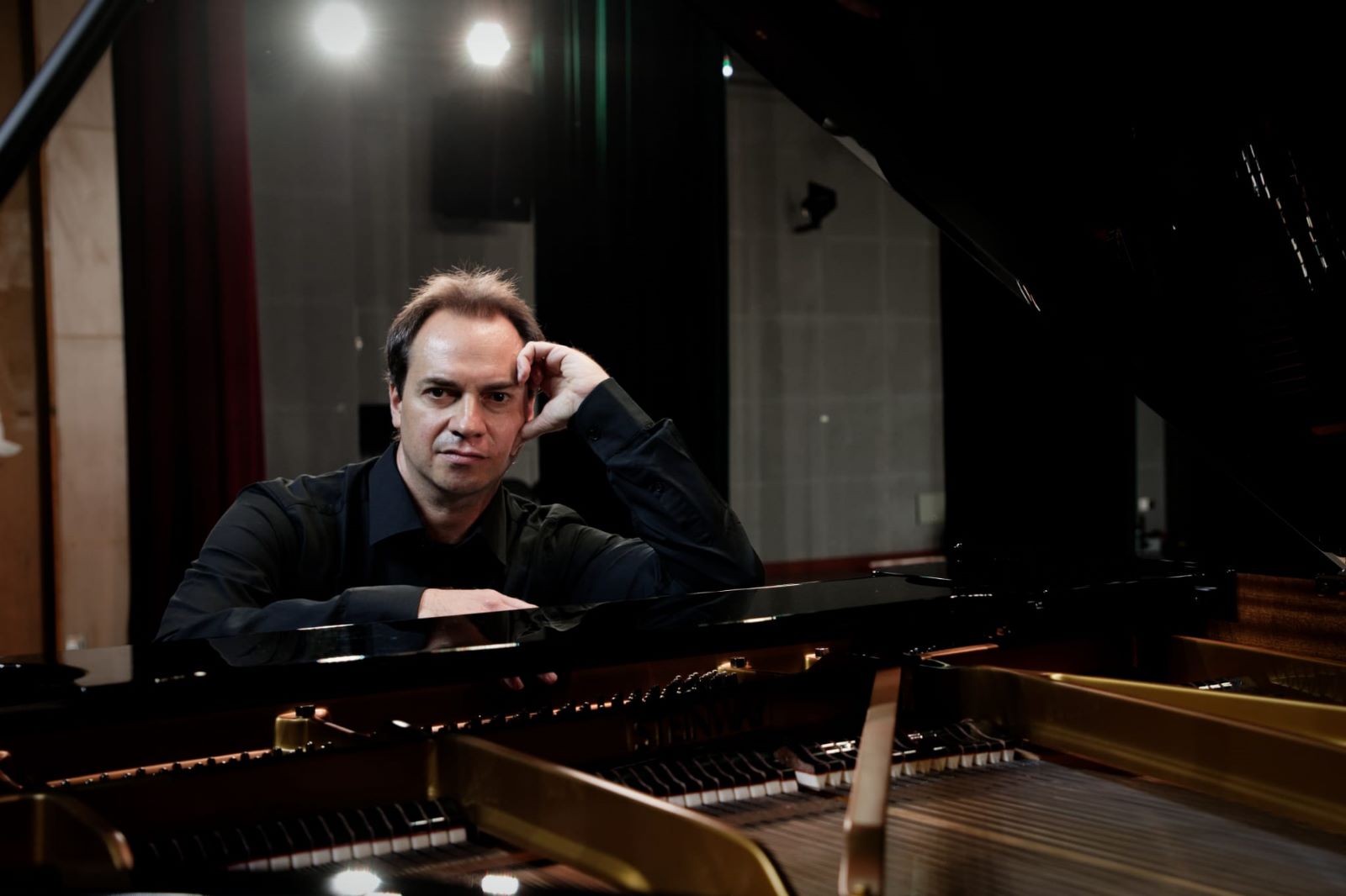 El pianista italiano Massimo Folliero engalanará festejos por los 128 años del Colegio Dante Alighieri