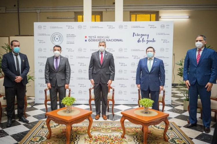 Gobierno pinta maravillas, a pesar de que economía real sigue deprimida