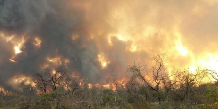 Itapúa sigue ardiendo en llamas