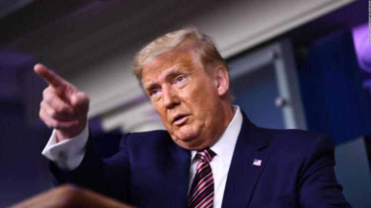 Trump da positivo al COVID-19, en plena campaña electoral