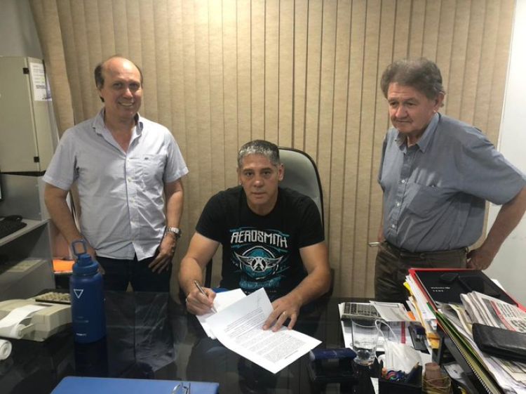 Luego de su salida de Resistencia, Pablo Caballero fue presentado en otro equipo