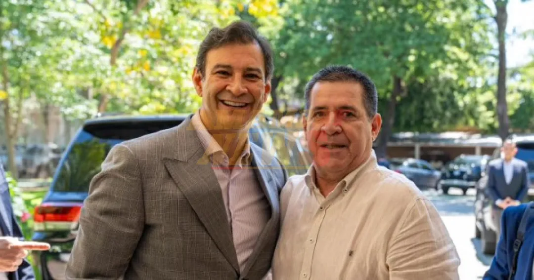Beto se muestra con Cartes para condicionar a Soto en Caaguazú