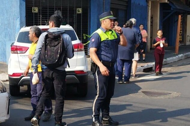 Motociclista muere embestido en Asunción por joven conductora de una camioneta