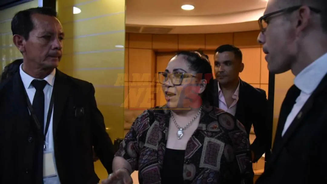 Desde la llanura, Yamy Nal coincide con Yolanda Paredes