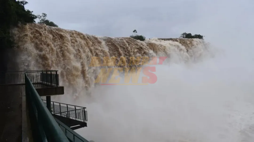 Suspenden temporalmente circuitos de las cataratas del Iguazú