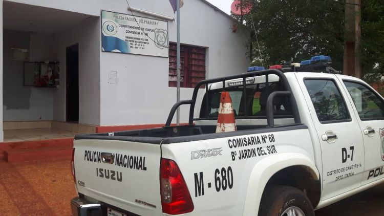 Dos presos se fugan de su celda de la comisaría de Cambyreta