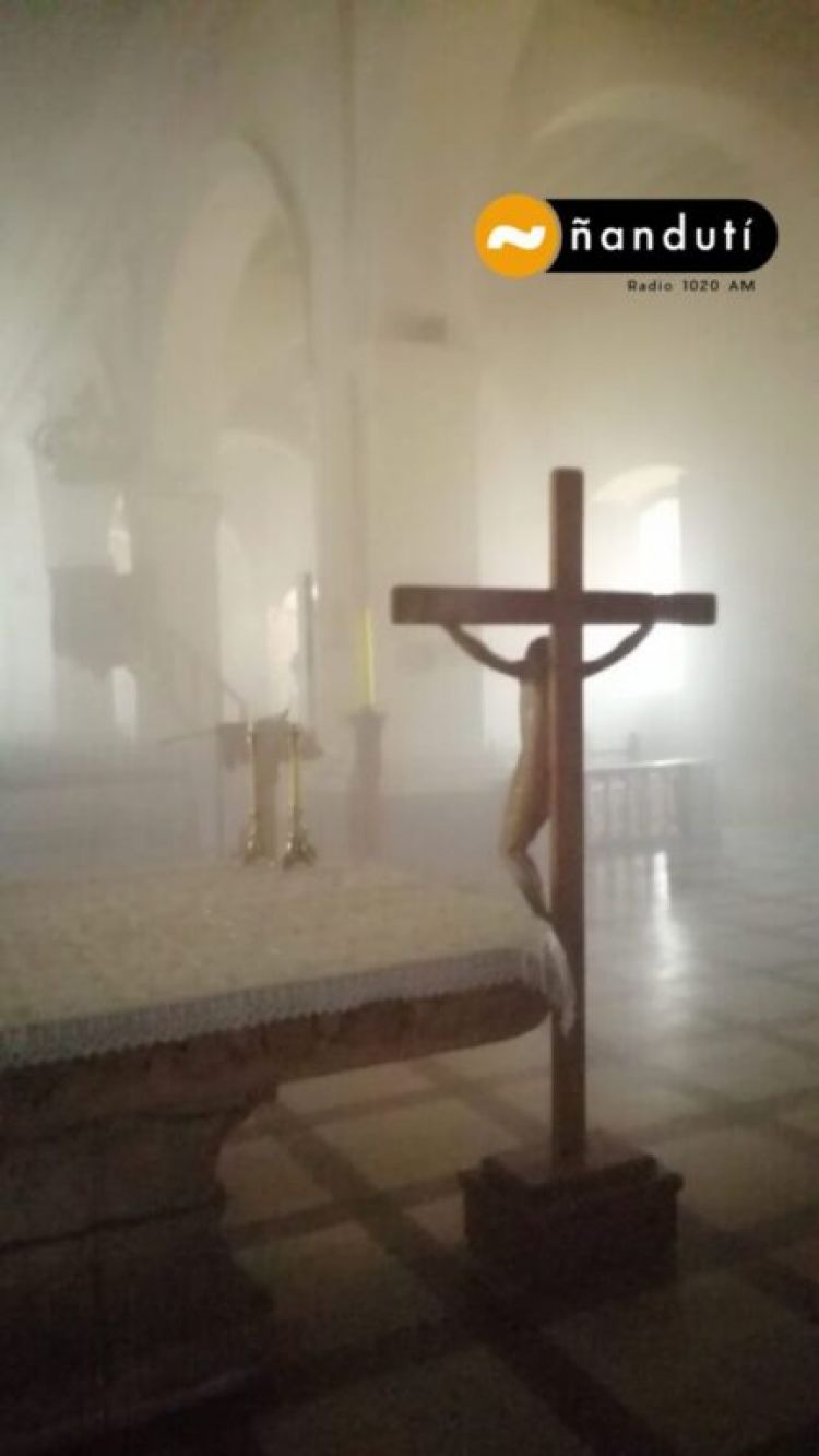 No hay peligro de derrumbe en la Catedral de Asunción tras incendio, señalan