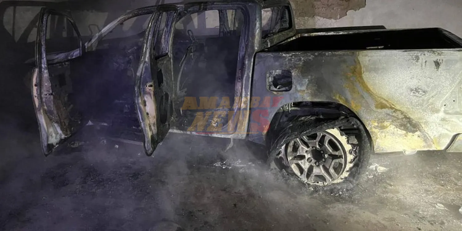 Camioneta ardió en llamas en Ñemby: evidencias apuntan a incendio intencional