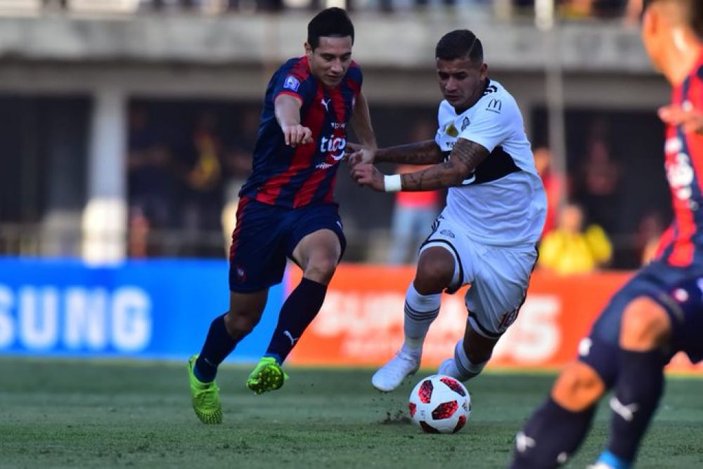 Olimpia y Cerro Porteño empataron 1-1 en el primer superclásico del 2020