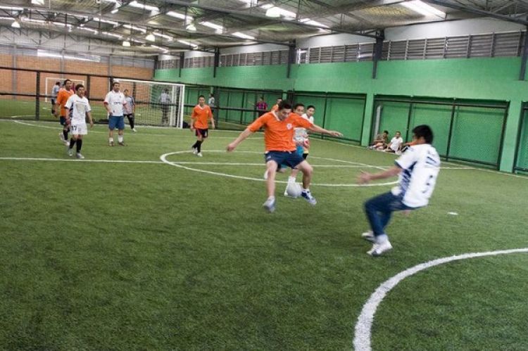 Dueños de canchas sintéticas anuncian acción contra el decreto y aseguran que no lo acatarán