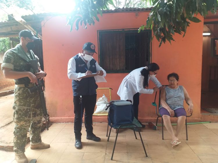Se inició campaña “casa por casa” para inmunizar a la población esteña