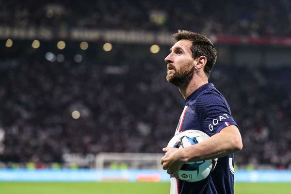 Messi encendió las alarmas en la Selección argentina a días del Mundial
