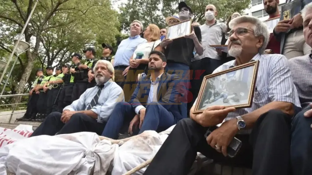 Denuncian a manifestantes por homenaje a Rodrigo Quintana