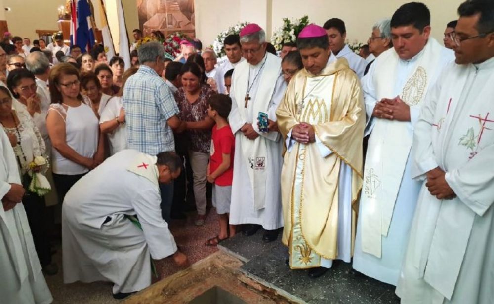 Con multitudinaria misa despiden a monseñor Zacarías en Concepción