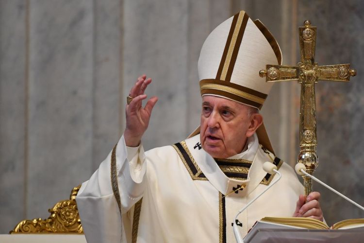 Papa consagra su mensaje de Pascua a los afectados directamente por el coronavirus