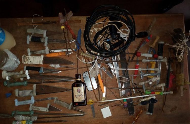 Incautan varios objetos prohibidos durante requisa en penal de Emboscada