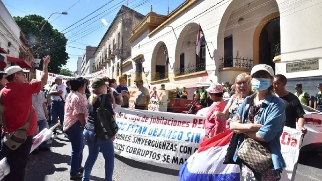 Crisis financiera golpea a Caja de Jubilados Municipales