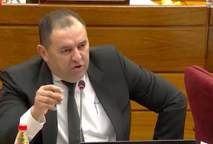 Senador liberal advirtió que vamos camino a una dictadura similar a Venezuela ante nueva movida del cartismo