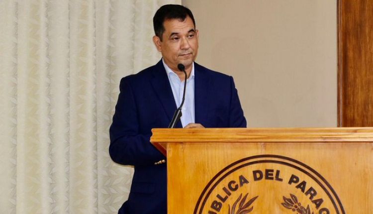 Senador cuestiona manejo irresponsable y demora en compras de vacunas