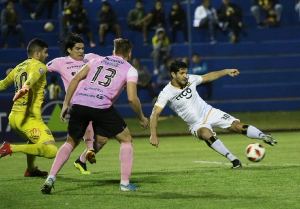 Dos juegos abren hoy la fecha 16 del Clausura
