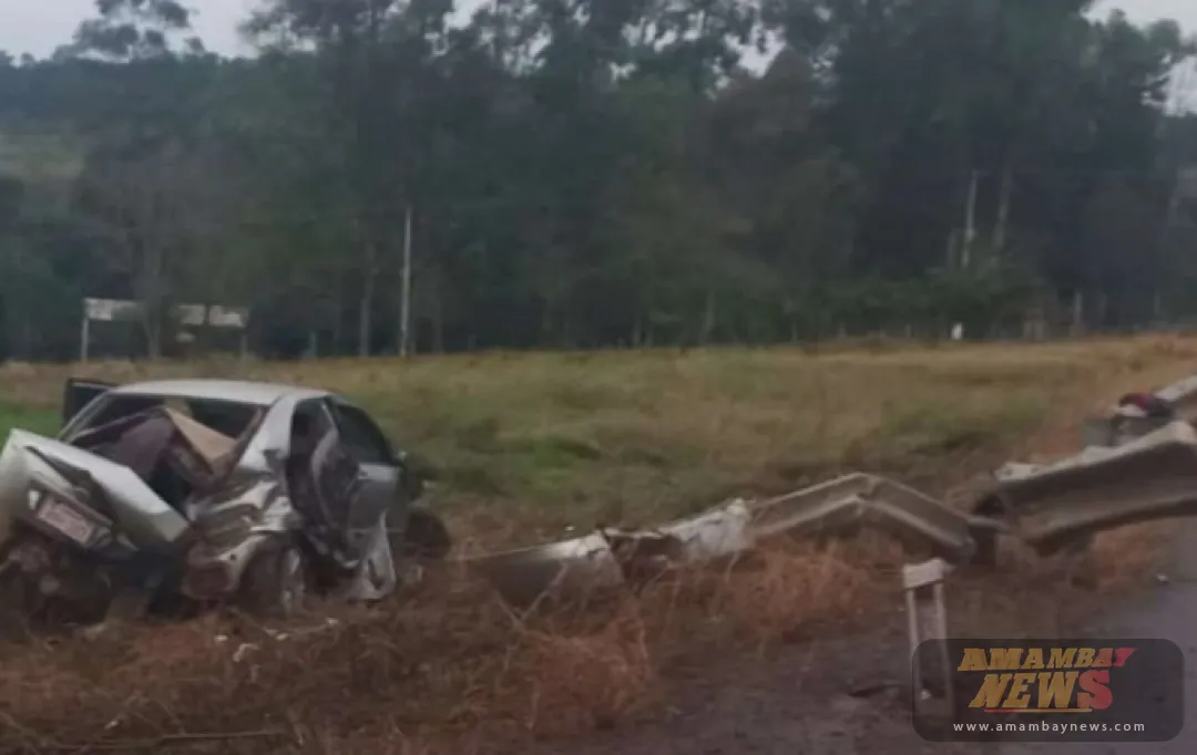 Automovilista pierde el control y termina volcando al costado de la ruta en Yatytay