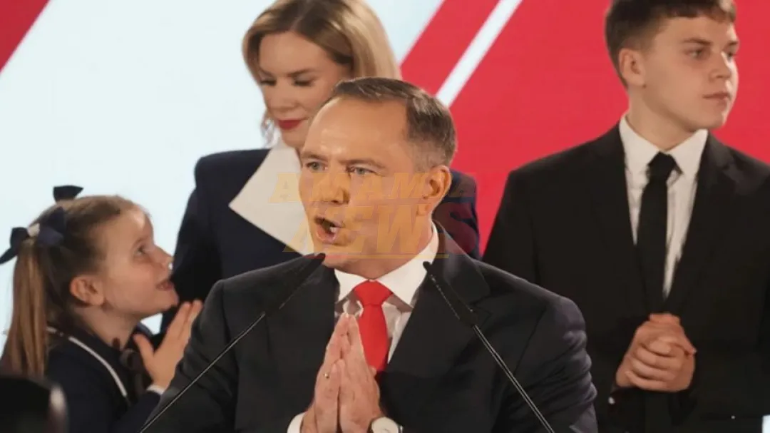 El ultraconservador Karol Nawrocki gana las presidenciales de Polonia con más del 50% de votos