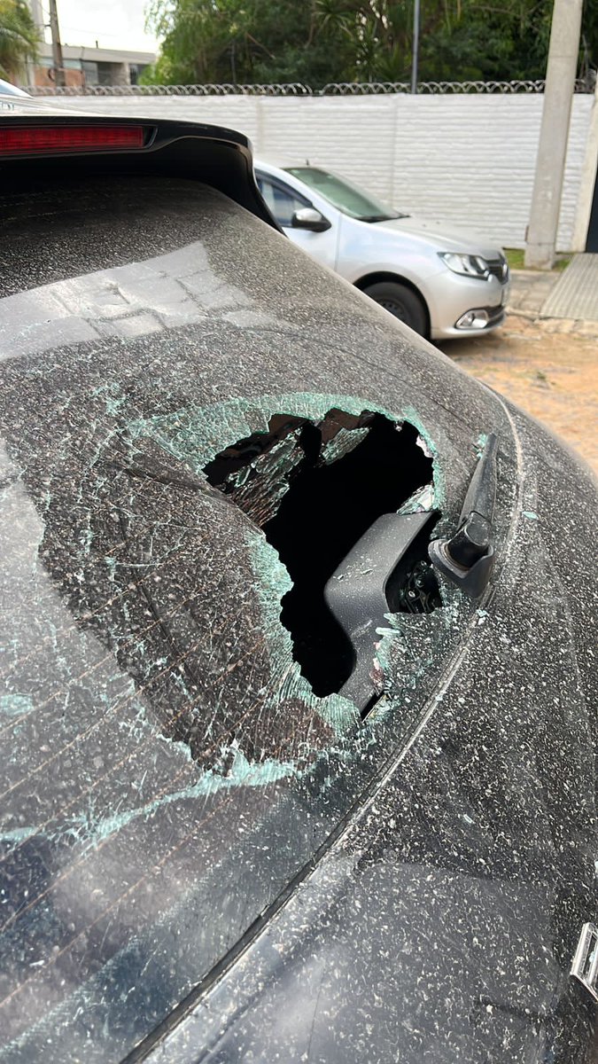 Querellan al “rompeautos” de Barrio Las Lomas