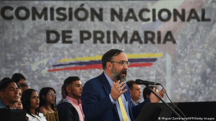 La oposición venezolana fija elecciones primarias en octubre