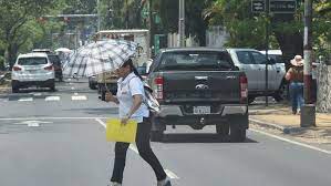 Sábado caluroso y con chaparrones, anuncia Meteorología