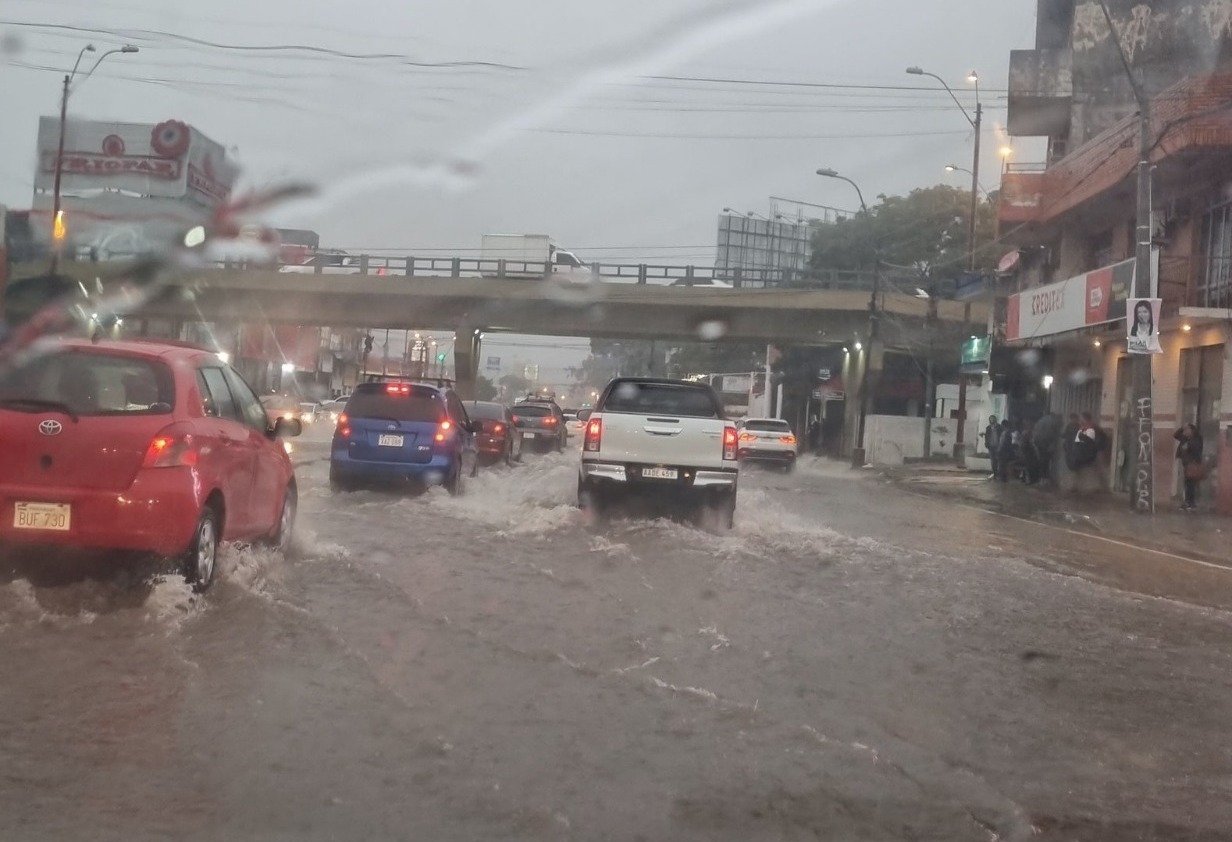 Día del padre pasado por agua con lluvias en gran parte del país